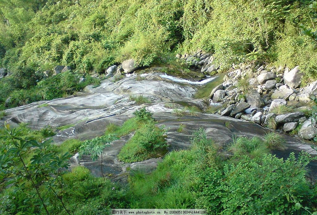 小溪 小河 流水 石涧 深山 干涸的小河 自然景观 山水风景 摄影图库